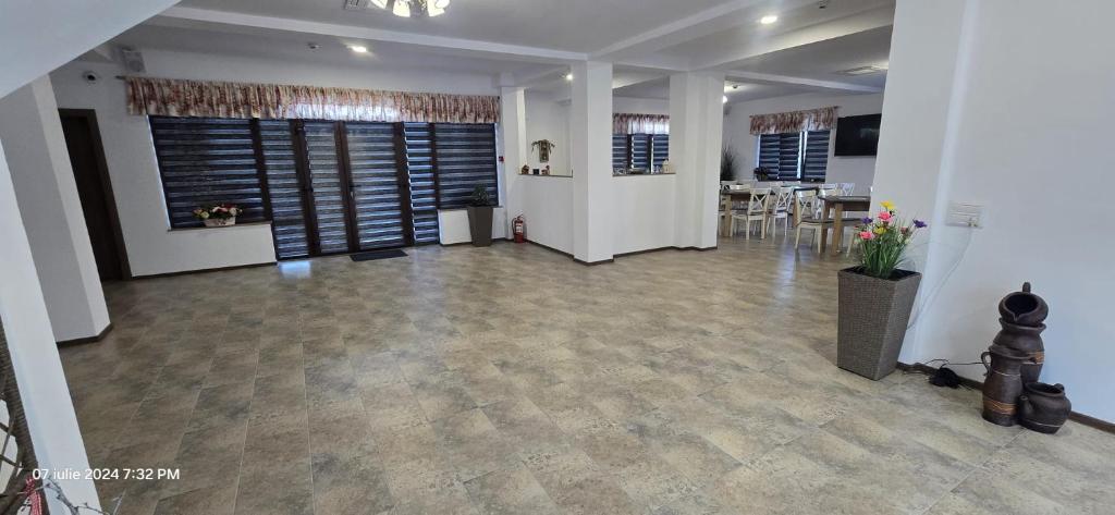 Fotografie z fotogalerie ubytování Donaris v destinaci Eşelniţa