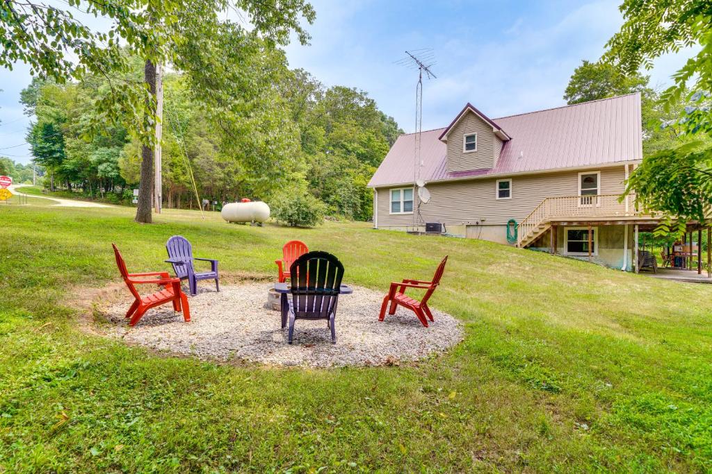 Modern Eckerty Home with Deck on Patoka Lake!, Taswell (updated prices