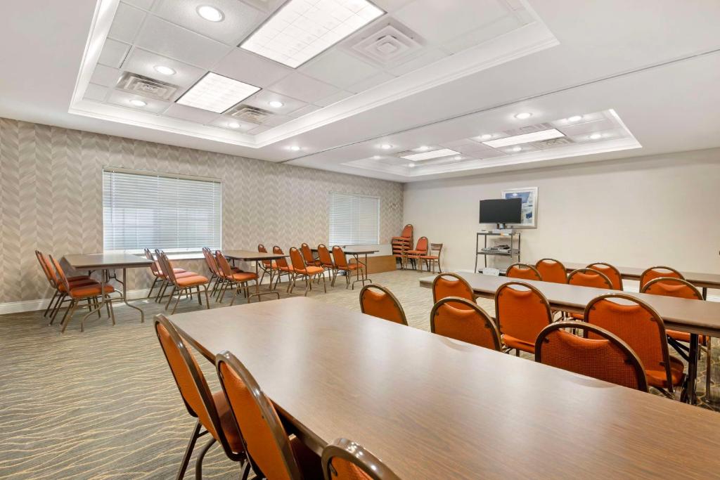 Konferenční prostory v ubytování Best Western Plus Appleton Airport Mall Hotel
