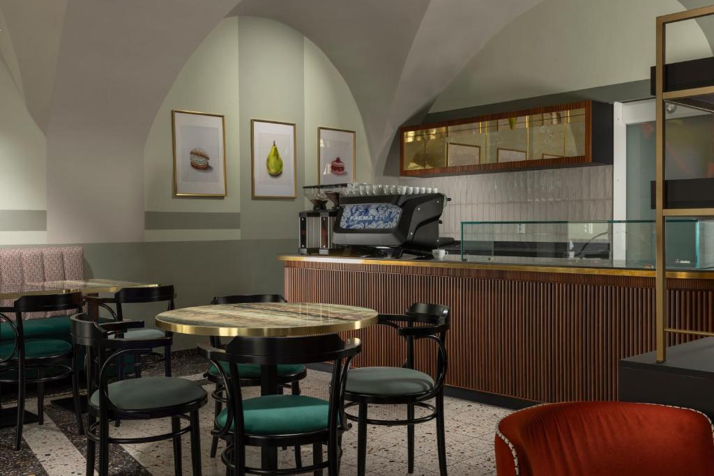 Restaurace v ubytování Hotel Savorsky