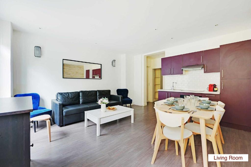 Photo de la galerie de l'établissement Charmant Appartement au Bord du Canal Saint-Martin, à Paris