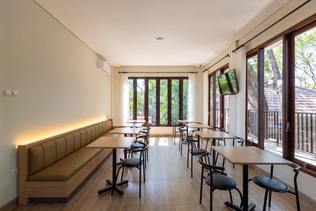 Restaurace v ubytování Fazza Homes