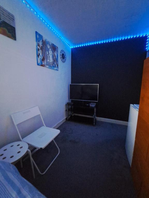 Tilbury Home For short letting - Double Room
