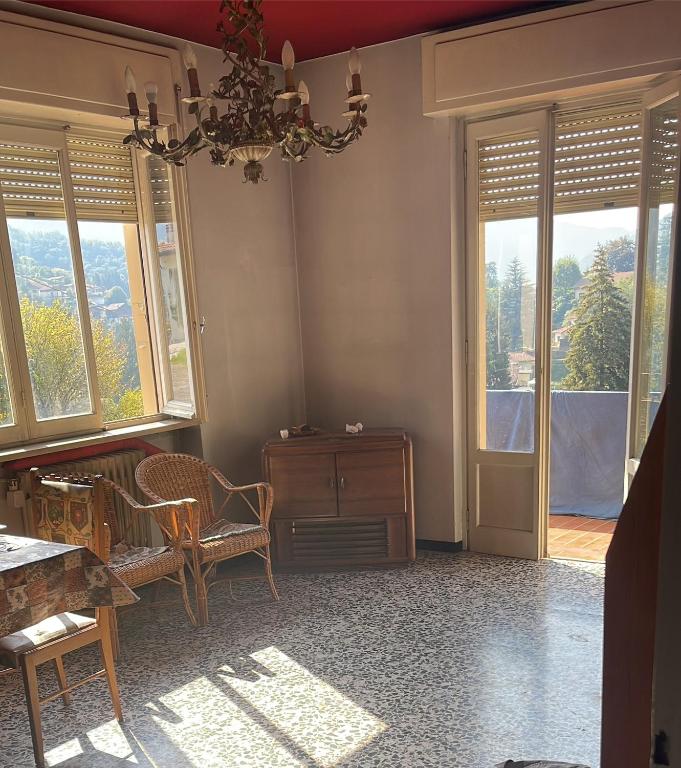 Posezení v ubytování Laghi di Como appartamento di Licinia e Mario