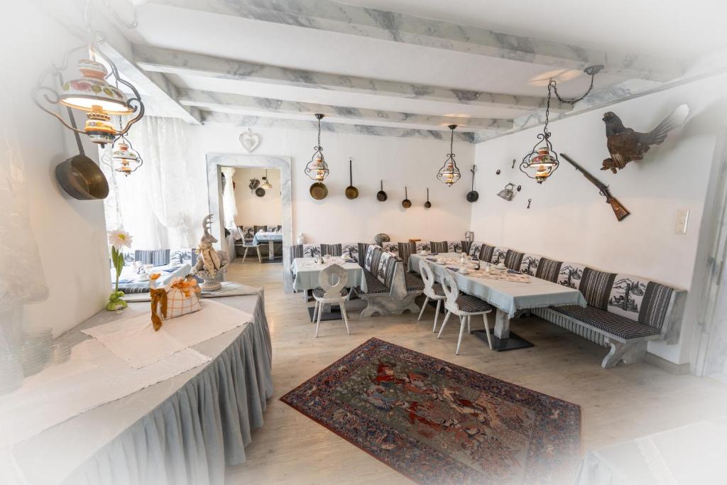 Posezení v ubytování Hotel Garni Hubertus-Nostalgie & Charme