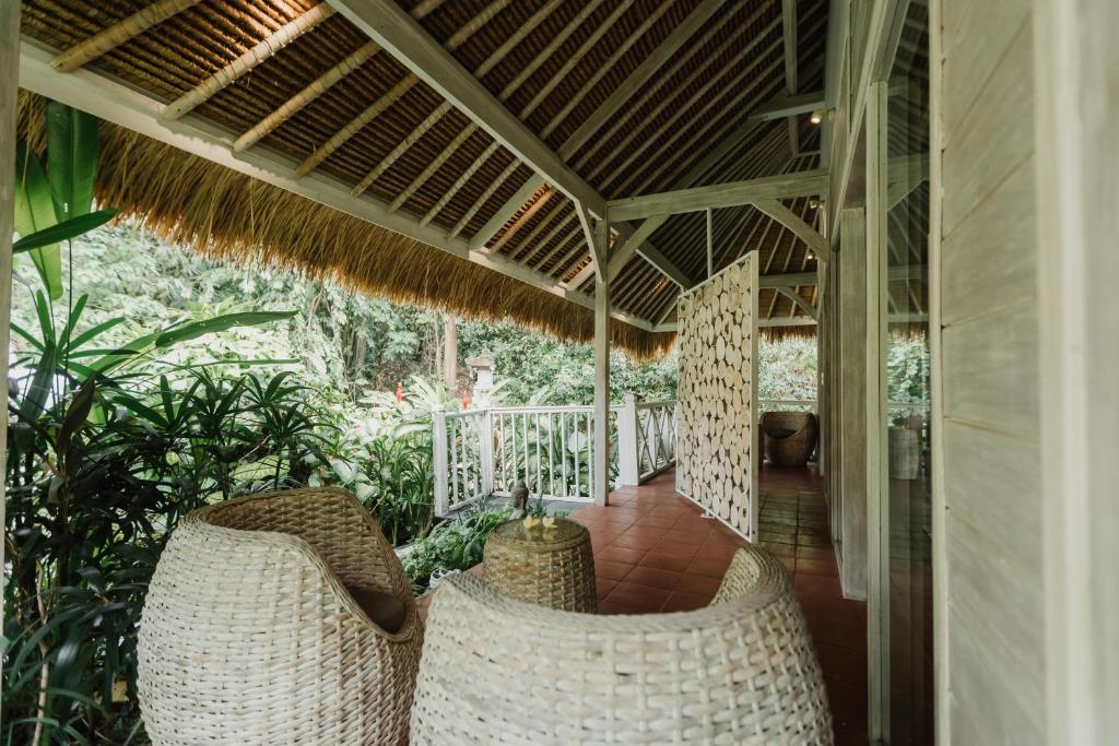 Maylie Bali Villa & Bungalows - 17