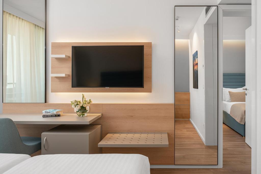 Valamar Meteor Hotel - 17