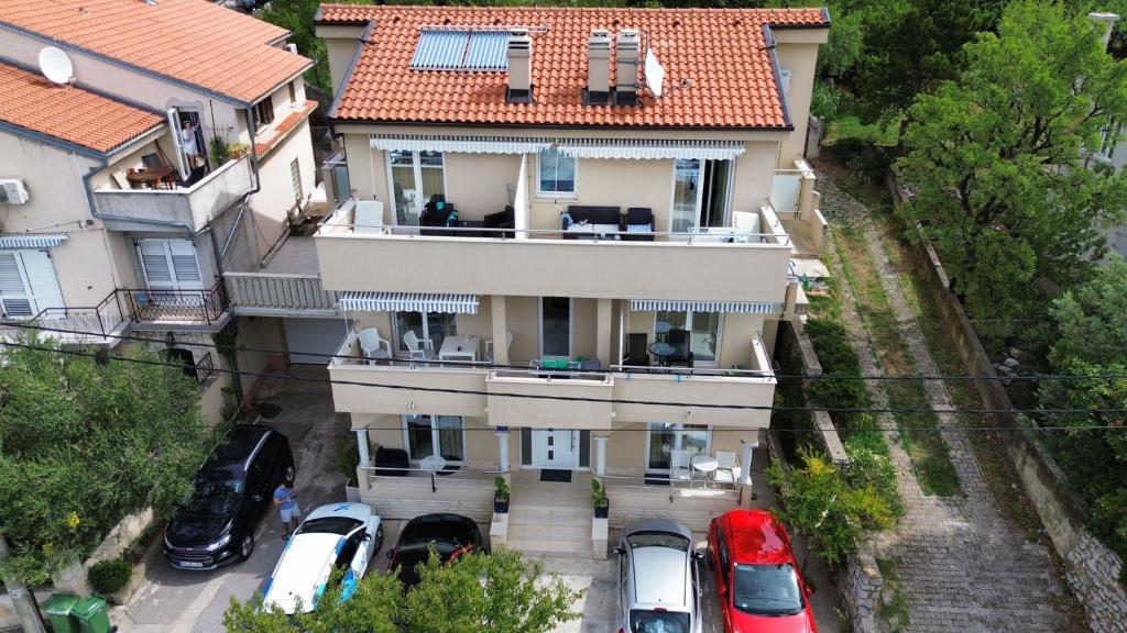 Apartments and Rooms Lux - 17