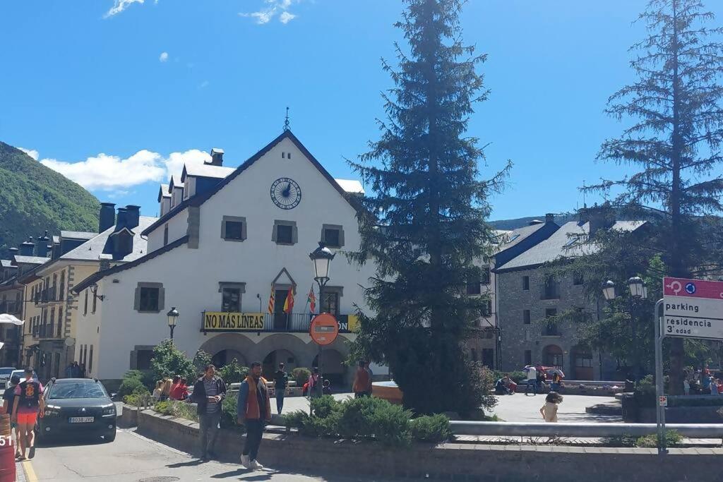 Nespecifikovaný výhled na hory nebo výhled na hory při pohledu z apartmánu