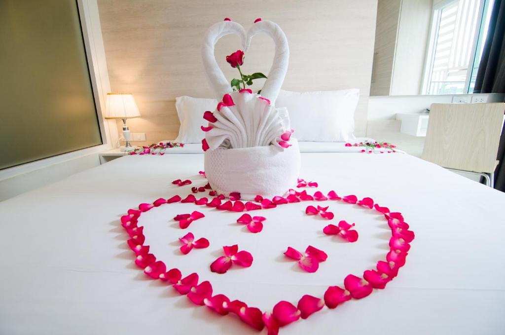 Mirage Express Patong Phuket Hotel - Resim 40