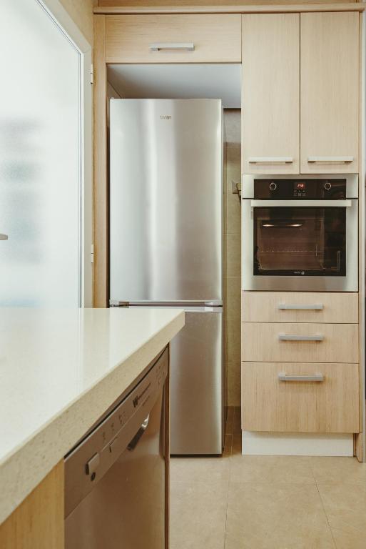 A kitchen or kitchenette at El Gran Azul - Altea