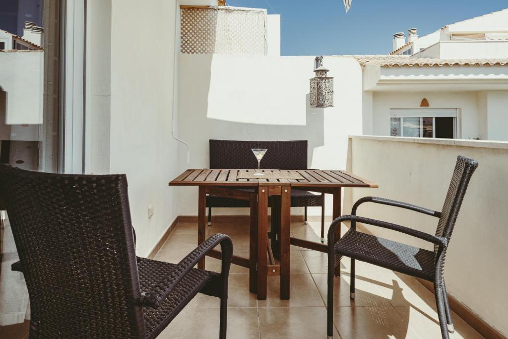 A balcony or terrace at El Gran Azul - Altea