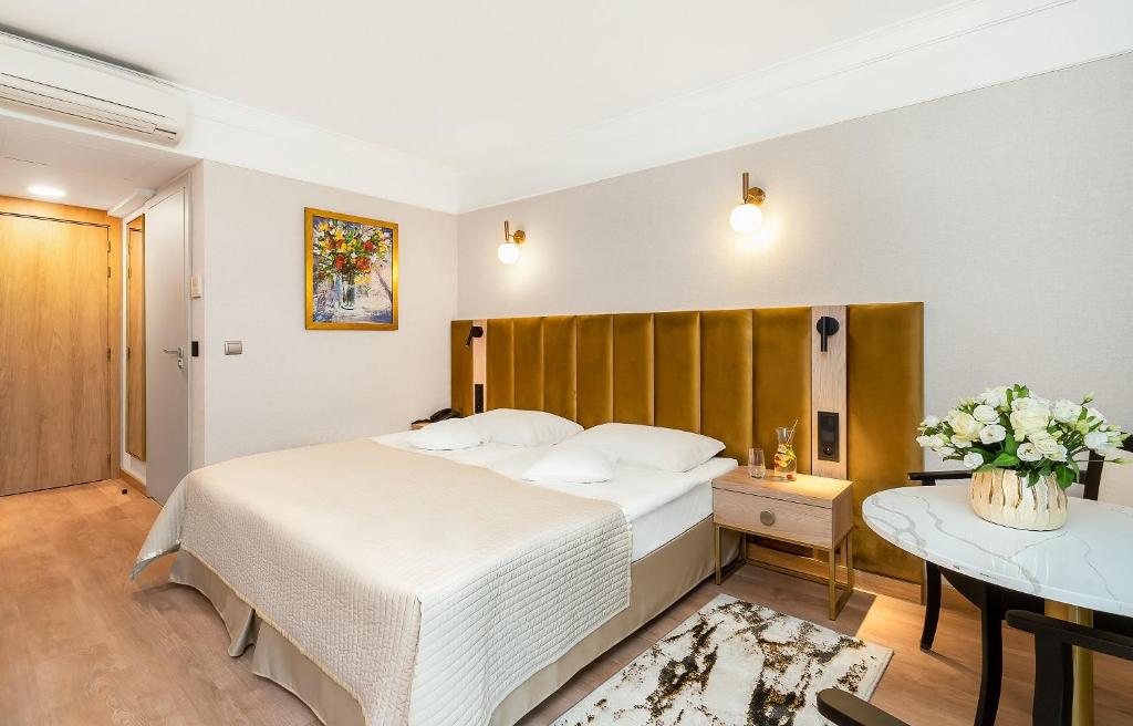Hotel Medical Spa Malinowy Zdrój - Double Room