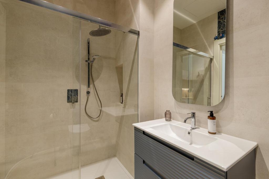 Marques de Velazquez II by Caleta Homes - 9