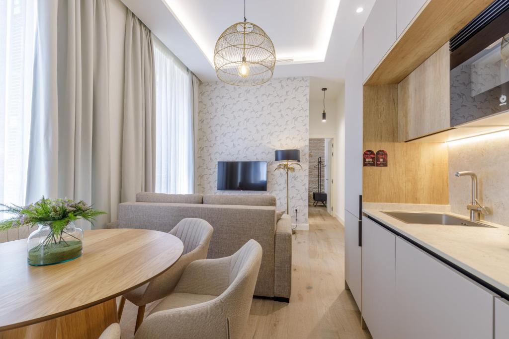 Marques de Velazquez II by Caleta Homes - 17