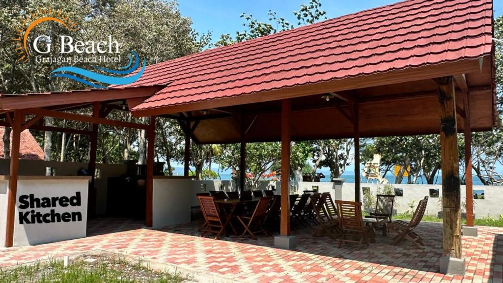 Restaurace v ubytování G Beach Hotel