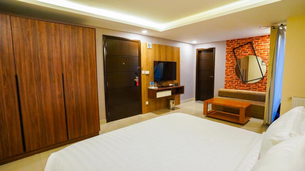 Fiora Hotel - Sala Queen