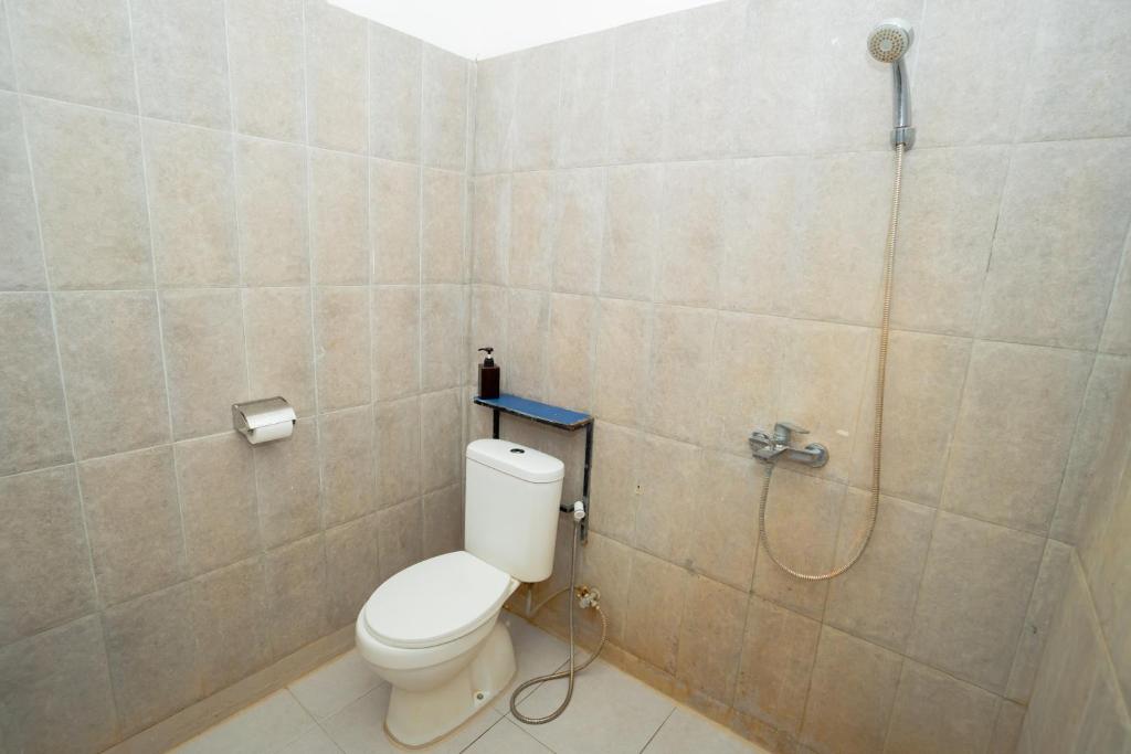 RedDoorz Syariah near Lombok Epicentrum Mall - Habitación Gemela
