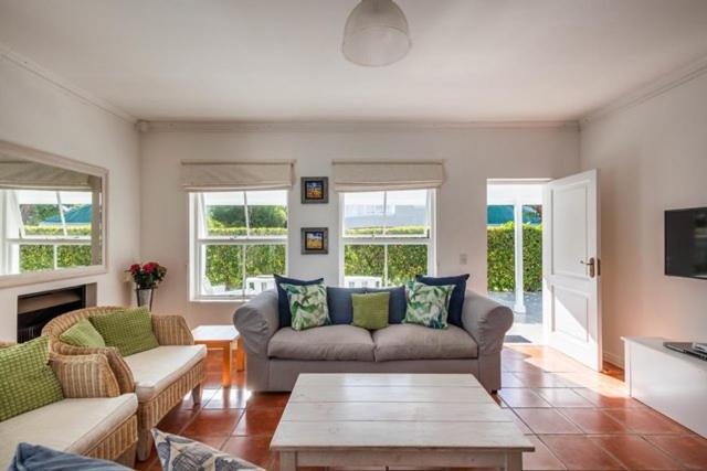 4176 River Club - Image 5