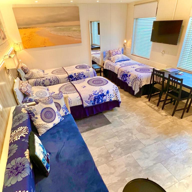 Rooi Bij de Knoptoren B&B - Comfort Quadruple Room