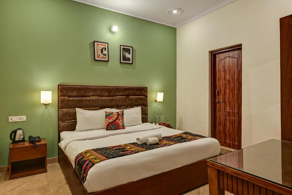 Postel nebo postele na pokoji v ubytování Hotel Sethi Legacy