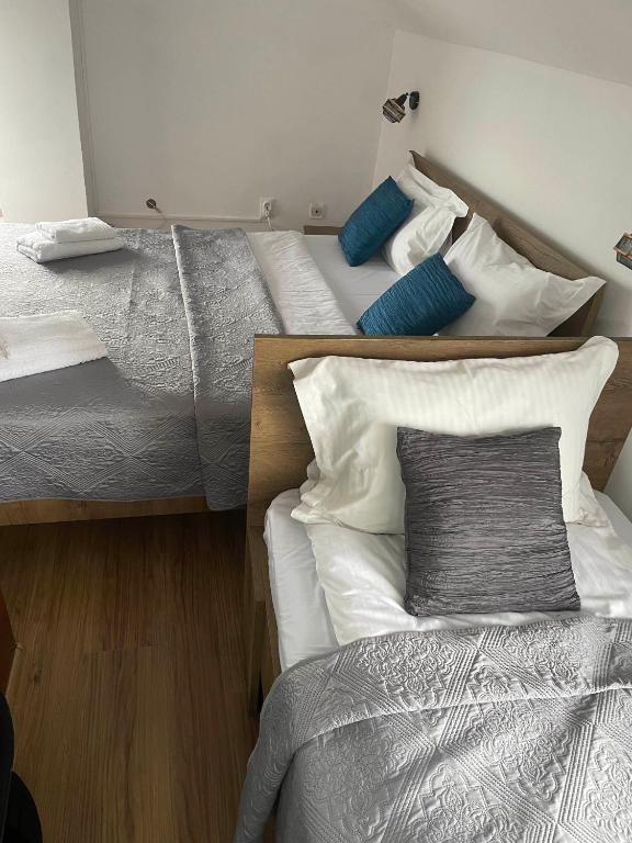 Postel nebo postele na pokoji v ubytování Motel Maestro