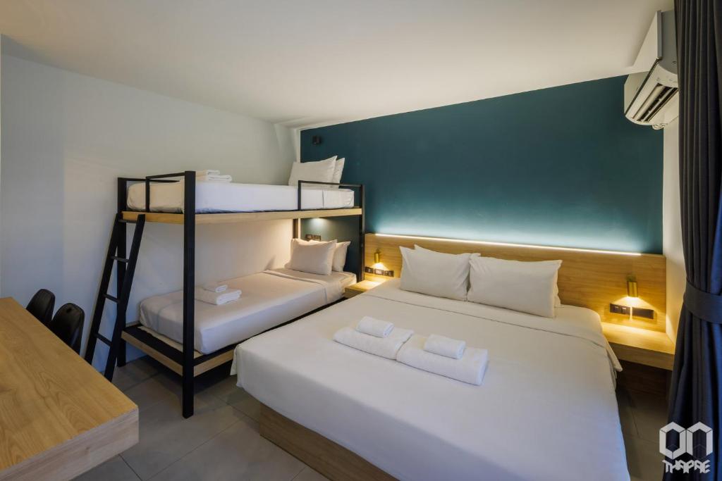 
Standard Family Room
