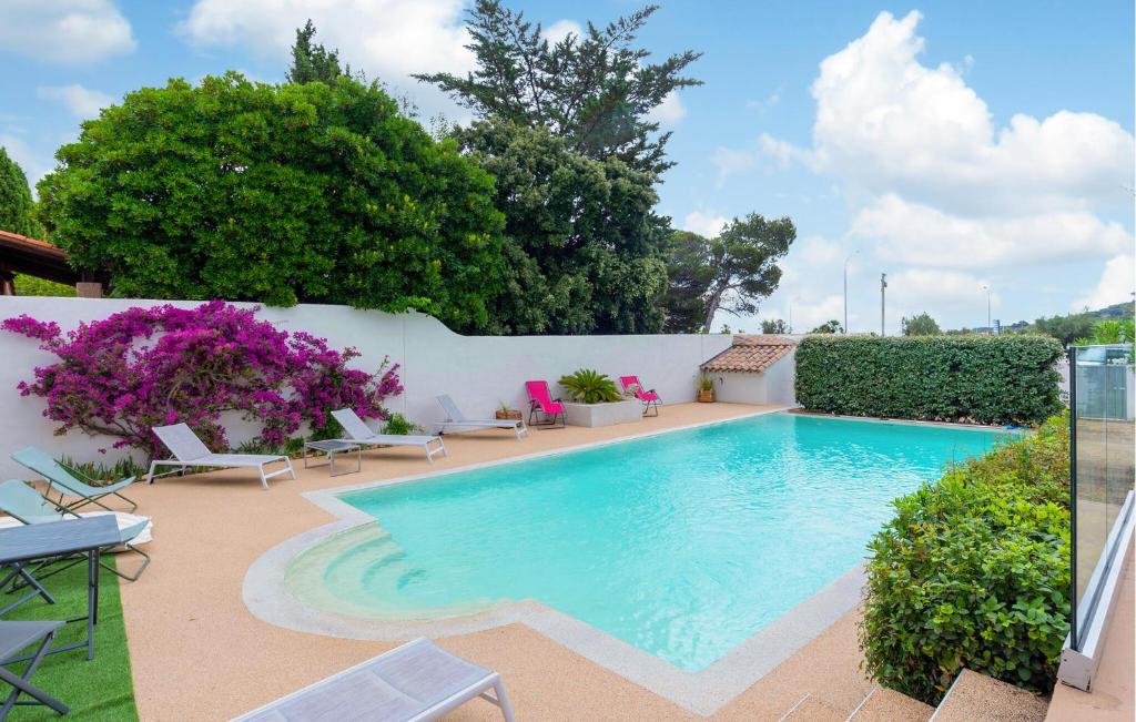Πισίνα στο ή κοντά στο Lovely Home In Saint-Maxime With Wifi