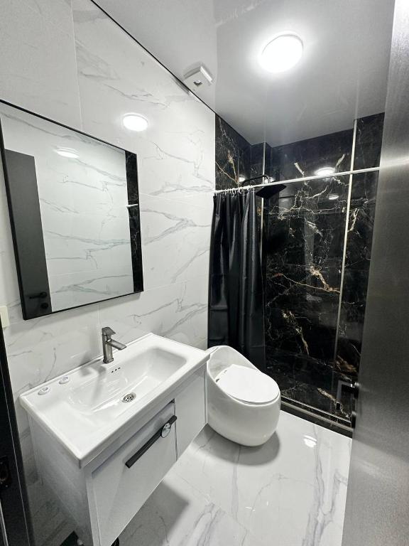 Koupelna v ubytování Hotel black sea
