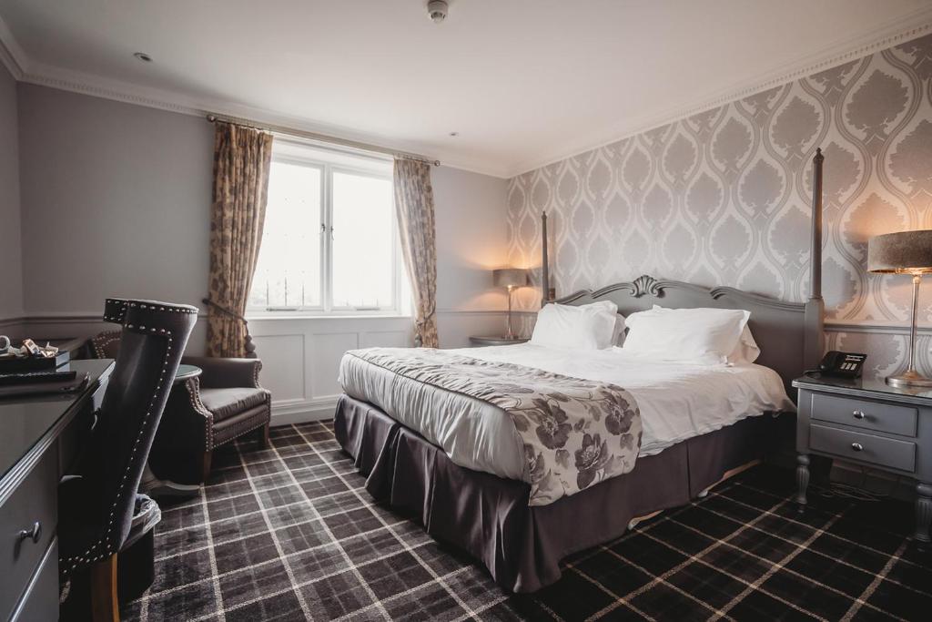 Greenwoods Hotel & Spa - 