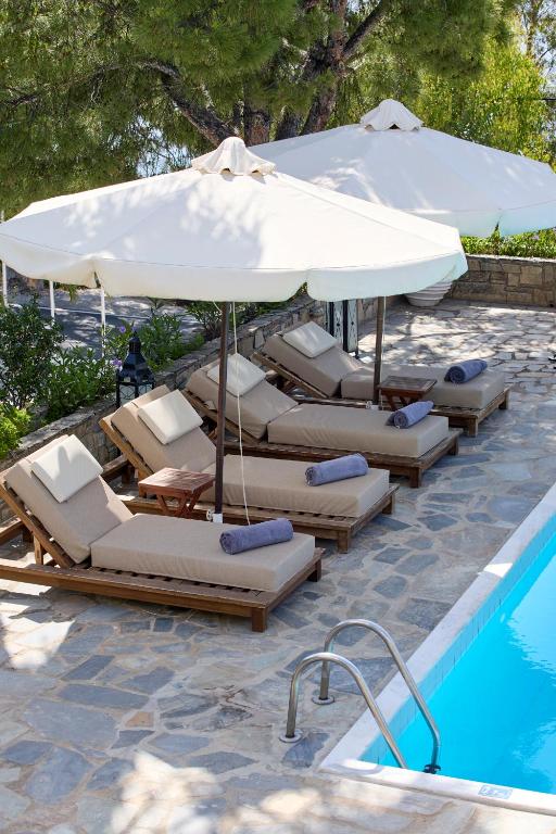 Bazén v ubytování Aegean Suites, Santikos Collection nebo v jeho okolí