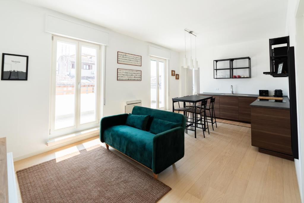 
Deluxe One-Bedroom Apartment with City View
