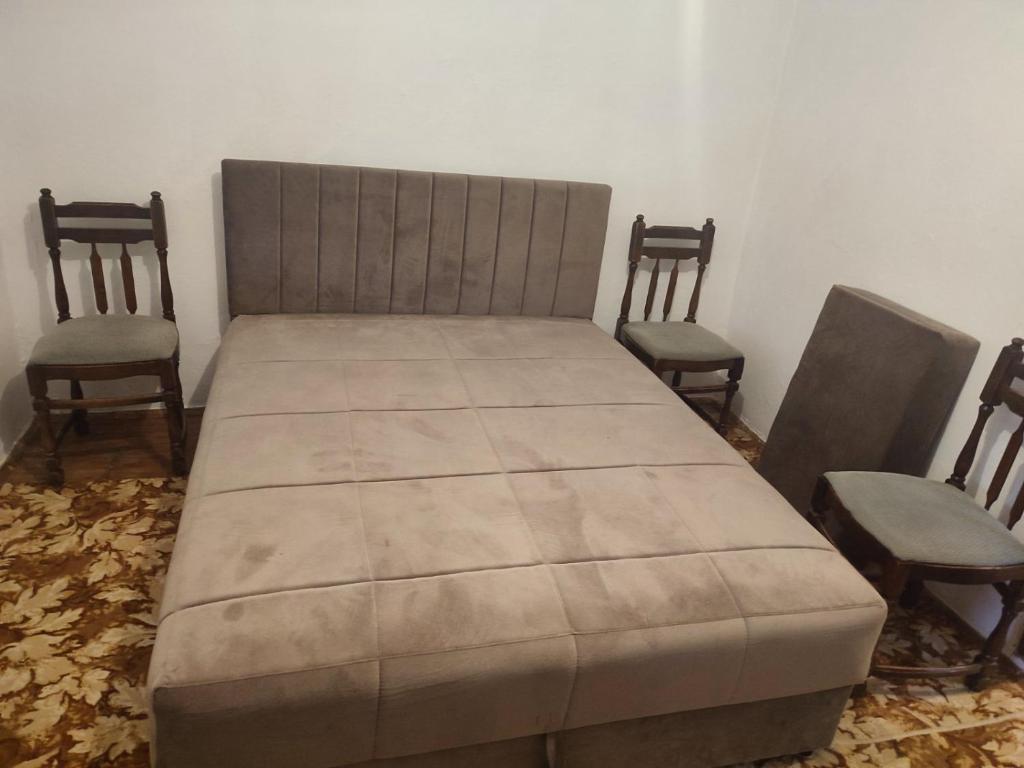 Ένα ή περισσότερα κρεβάτια σε δωμάτιο στο Apartman Cicović
