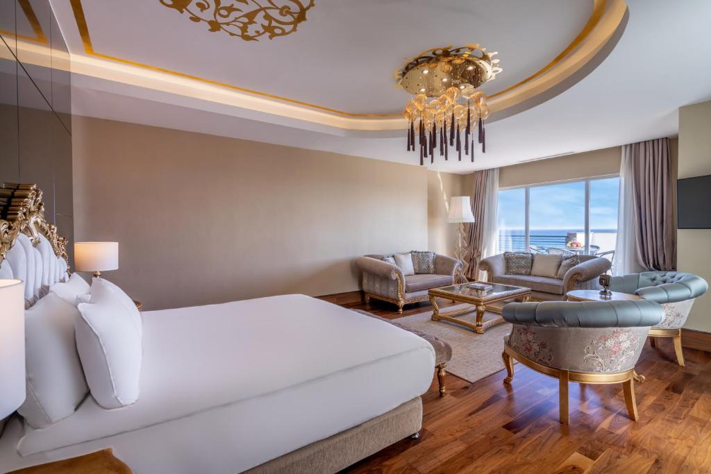 Posezení v ubytování TUI Magic Life Rixos Beldibi - Adult Only