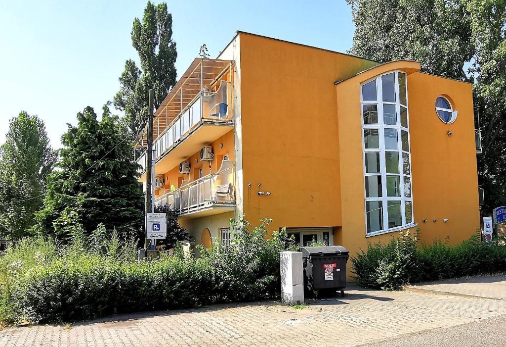 Fotografie z fotogalerie ubytování Penzión Labuť v Senci