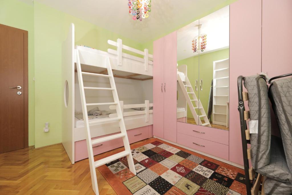 Fotografia z galérie ubytovania Apartman Josipovic v destinácii Kaštela