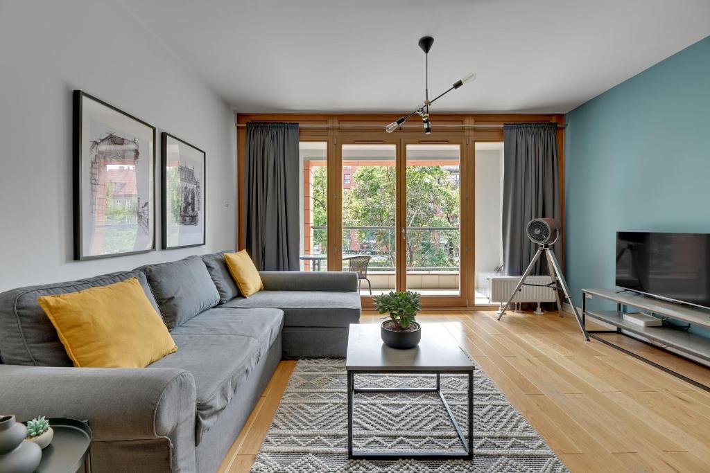 Staywin Aura Gdańsk I - One-Bedroom Apartment With River View