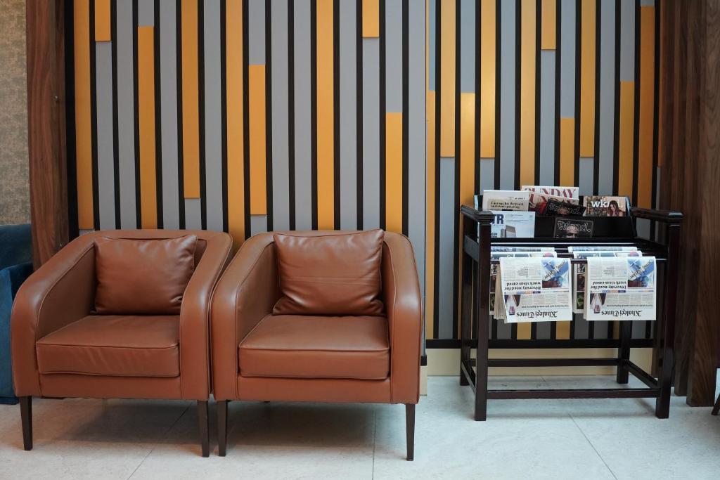 Posezení v ubytování FORTUNE ATRIUM HOTEL
