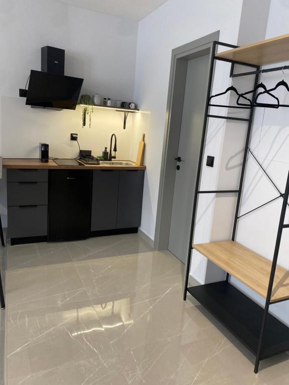 Thess Living Suites - Resim 27