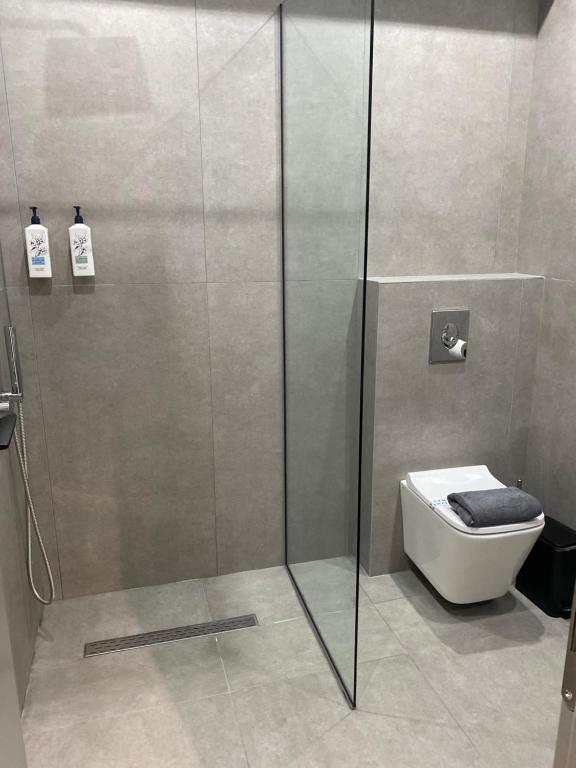 Thess Living Suites - Resim 3