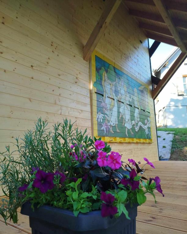 Zahrada ubytování Glamping Apiturizem Kr'Bee