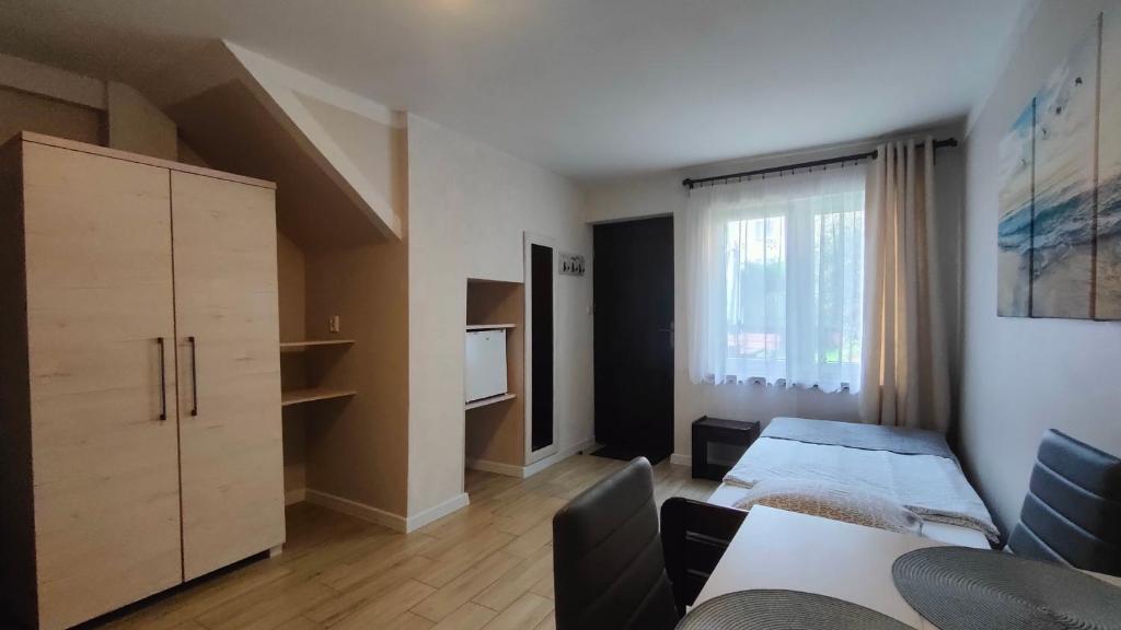 Camelot - Budget-Dreibettzimmer