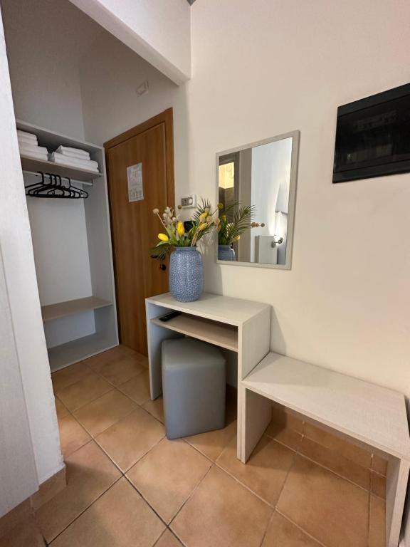 TV a/nebo společenská místnost v ubytování Hotel Noah
