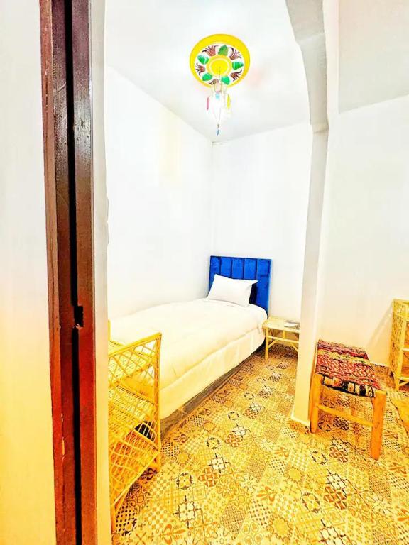 Postel nebo postele na pokoji v ubytování Hostel Tanger Medina