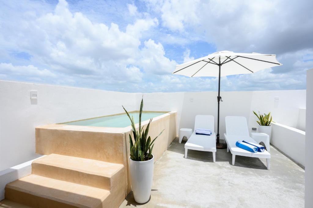 Bazén v ubytování Casa Nirvana - Puerto Arrecife nebo v jeho okolí