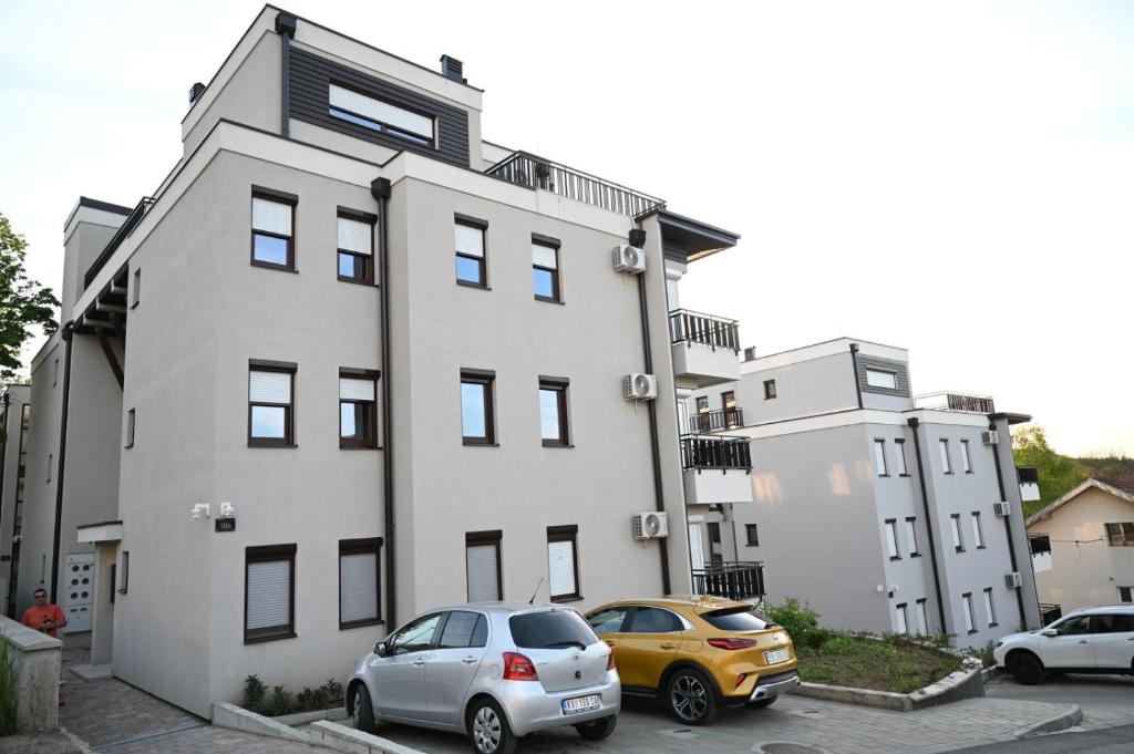 Budova, kde se aparthotel nachází