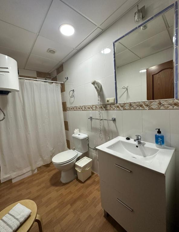 A bathroom at Hotel Avenida