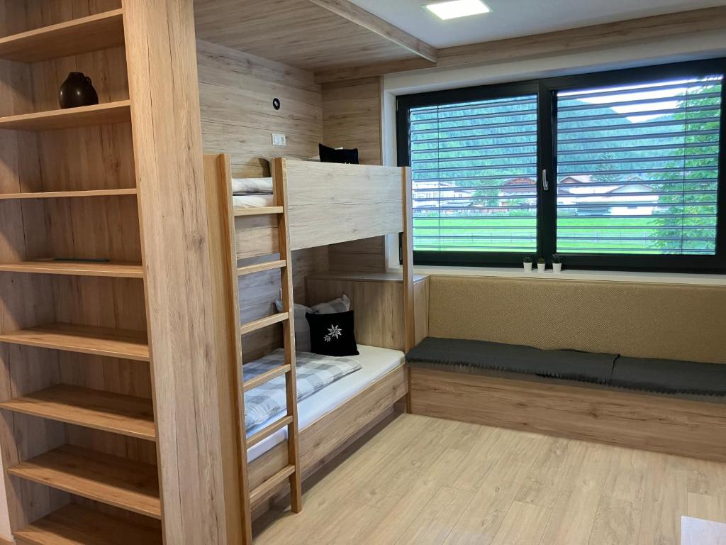 A bed or beds in a room at Apart Katja