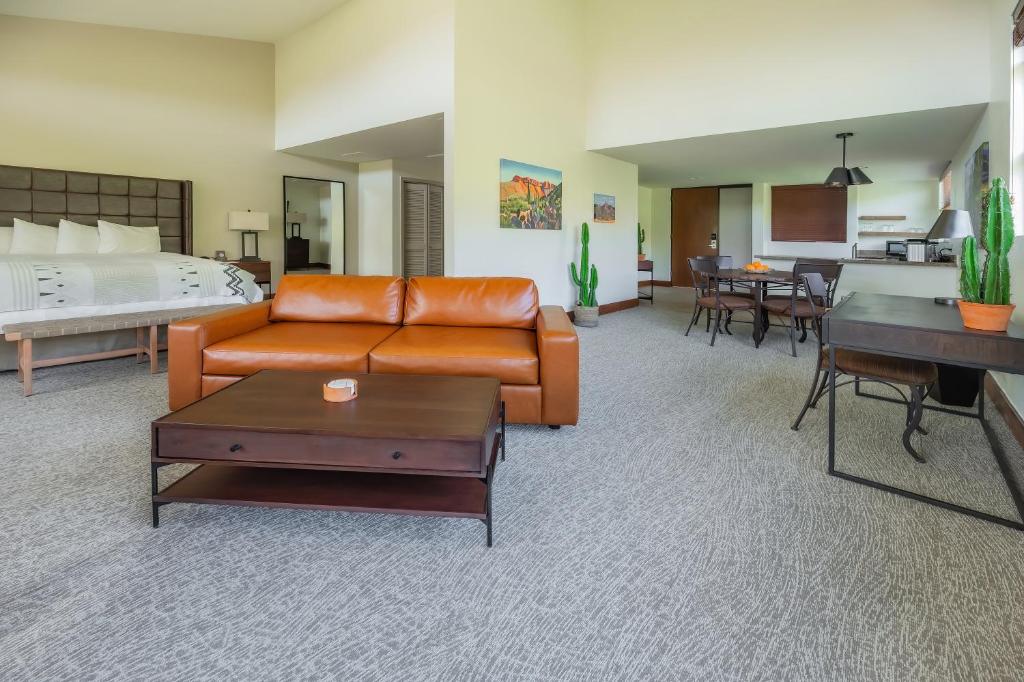 The Lodge at Ventana Canyon - Suite Royale