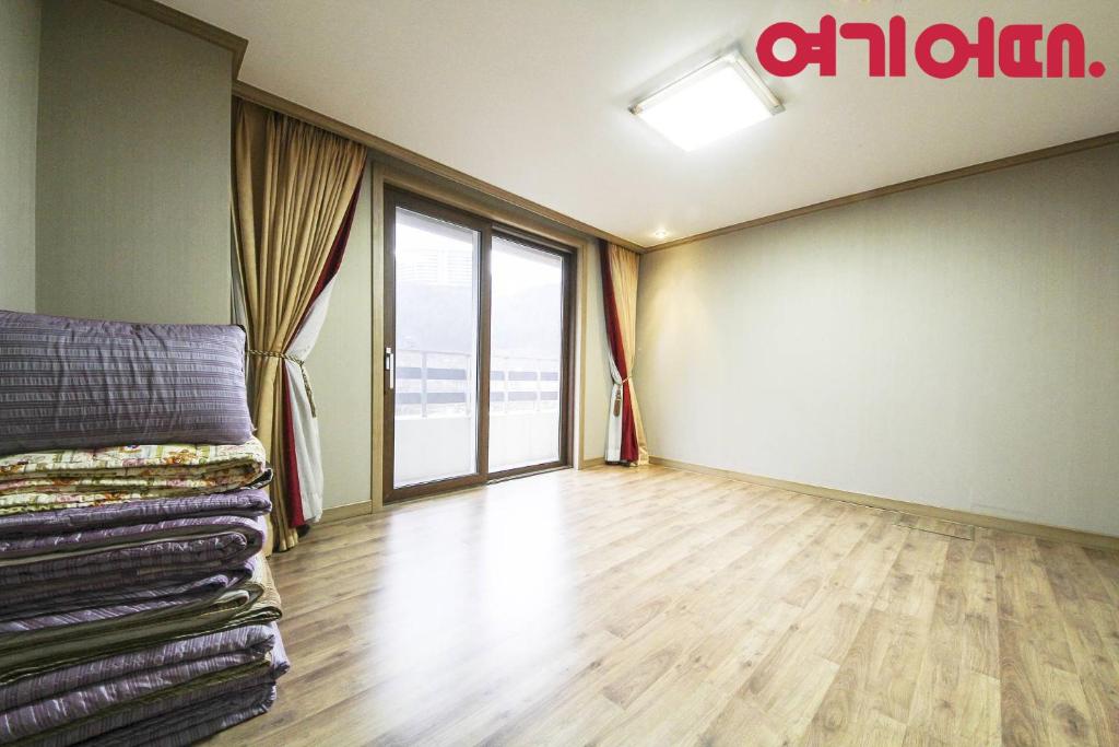 Posezení v ubytování Jeongsun Ace Family Tourist Hotel